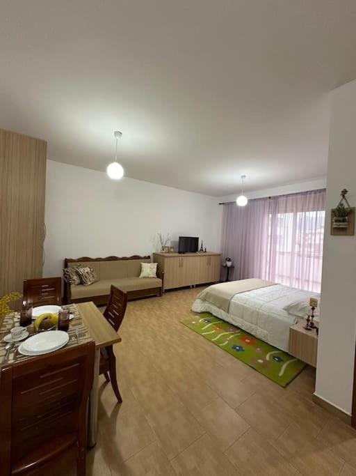 Studio Of Shpresa Vlorë Exteriör bild