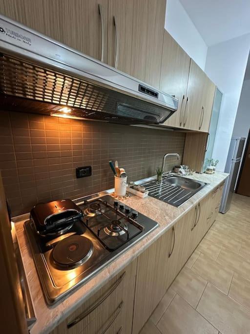 Studio Of Shpresa Vlorë Exteriör bild